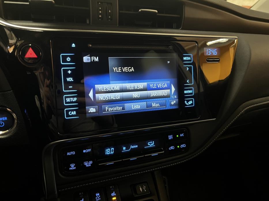 TOYOTA Auris 2019