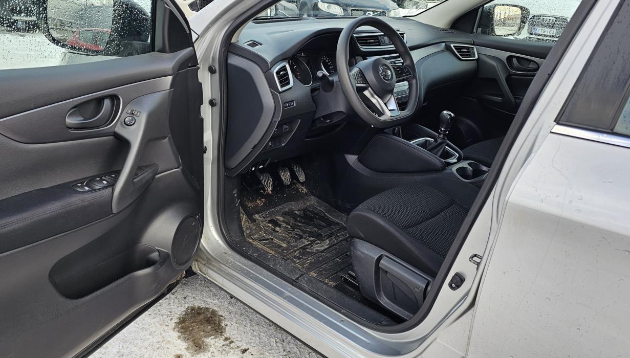 NISSAN Qashqai 2021