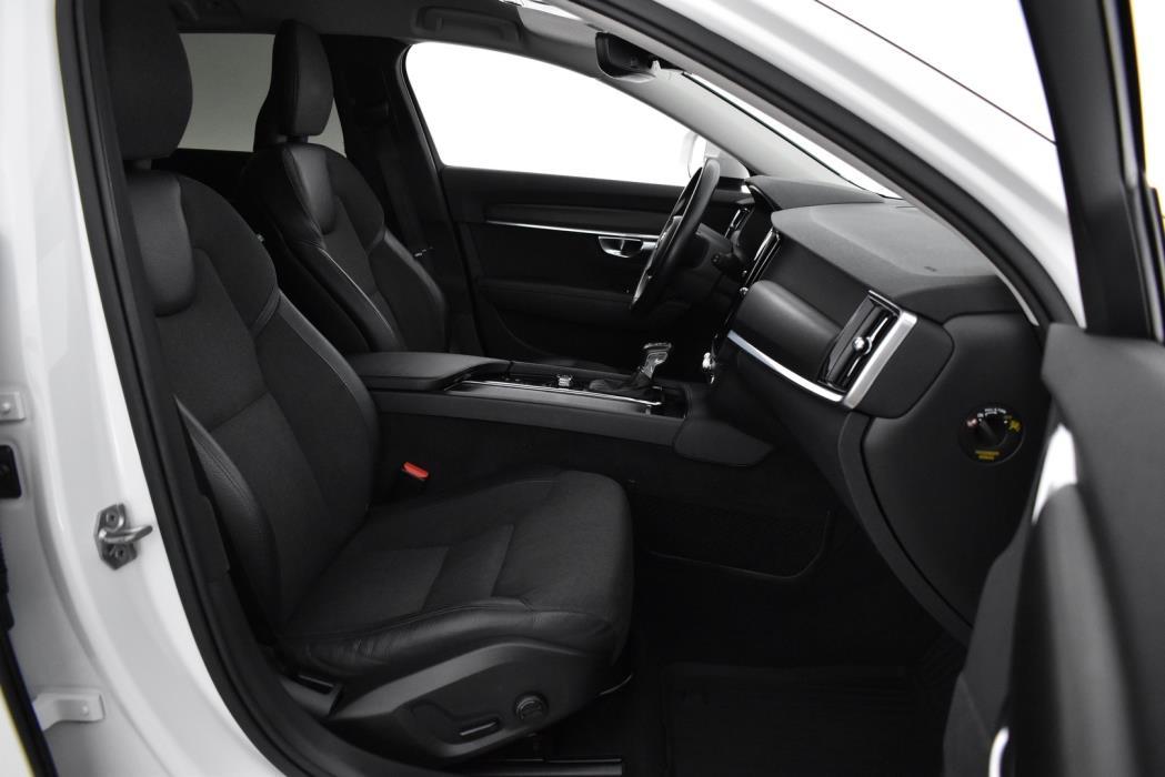 VOLVO V90 Cross Country 2019