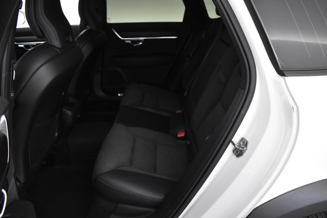 VOLVO V90 Cross Country 2019