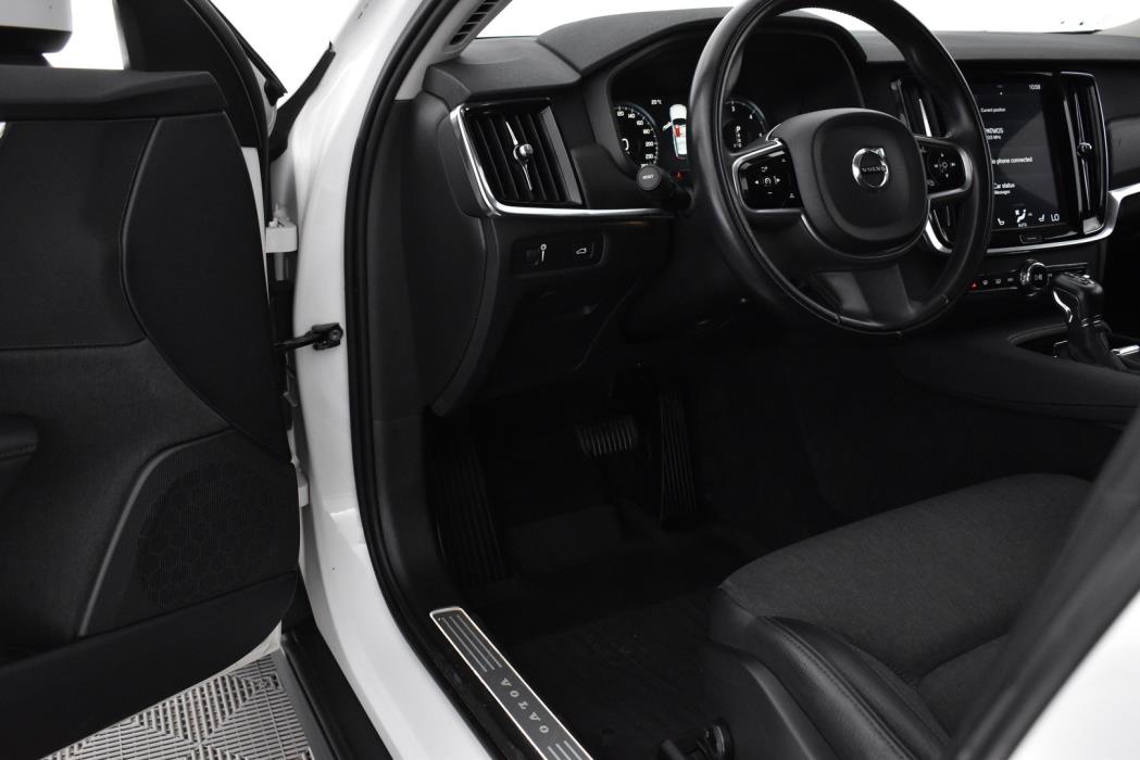 VOLVO V90 Cross Country 2019