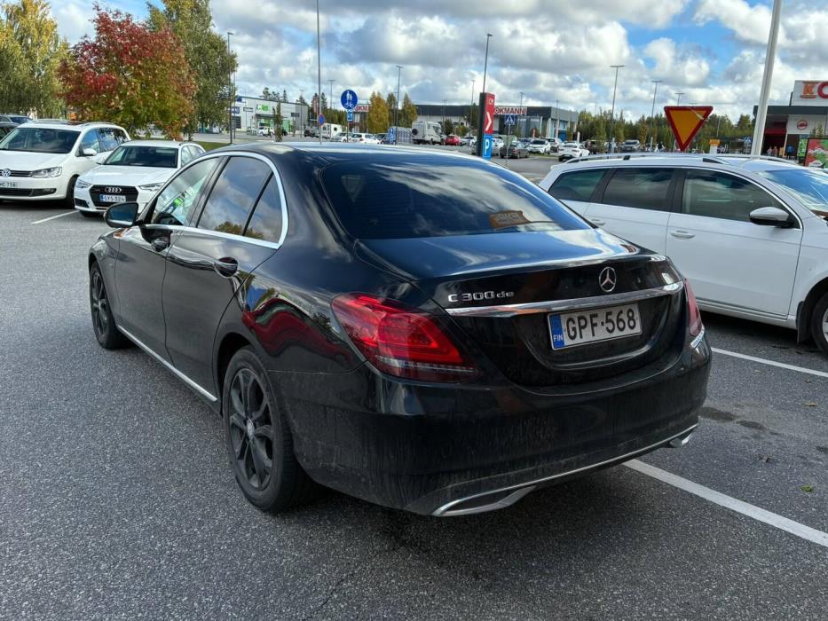 MERCEDES-BENZ C 2020