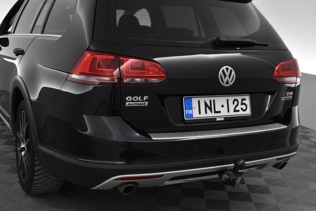 VOLKSWAGEN Golf 2017