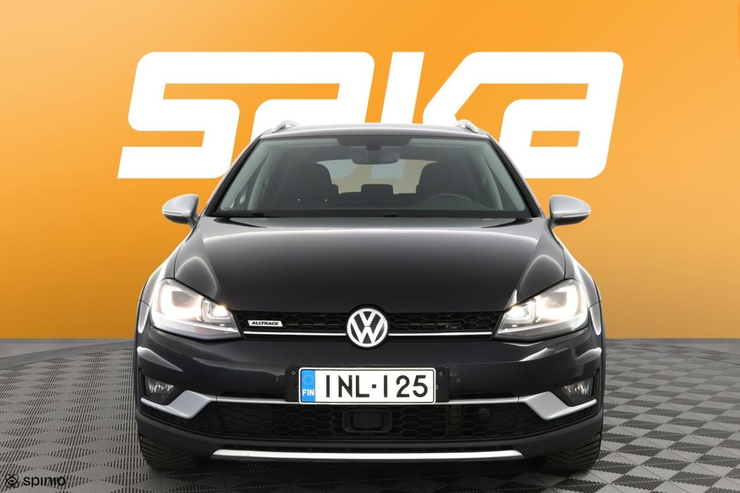 VOLKSWAGEN Golf 2017