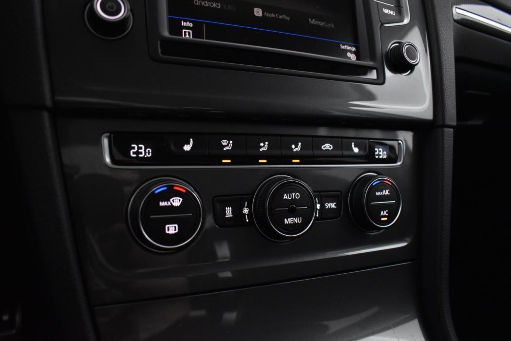 VOLKSWAGEN Golf 2017