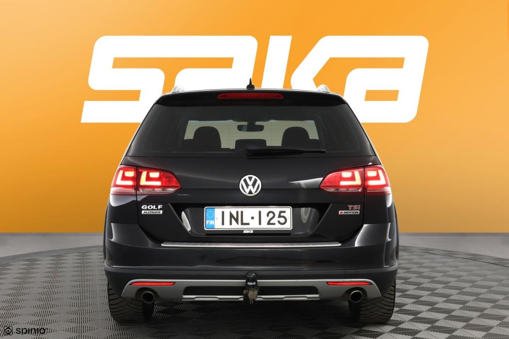 VOLKSWAGEN Golf 2017