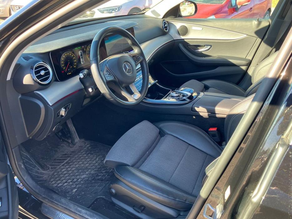 MERCEDES-BENZ E 2018