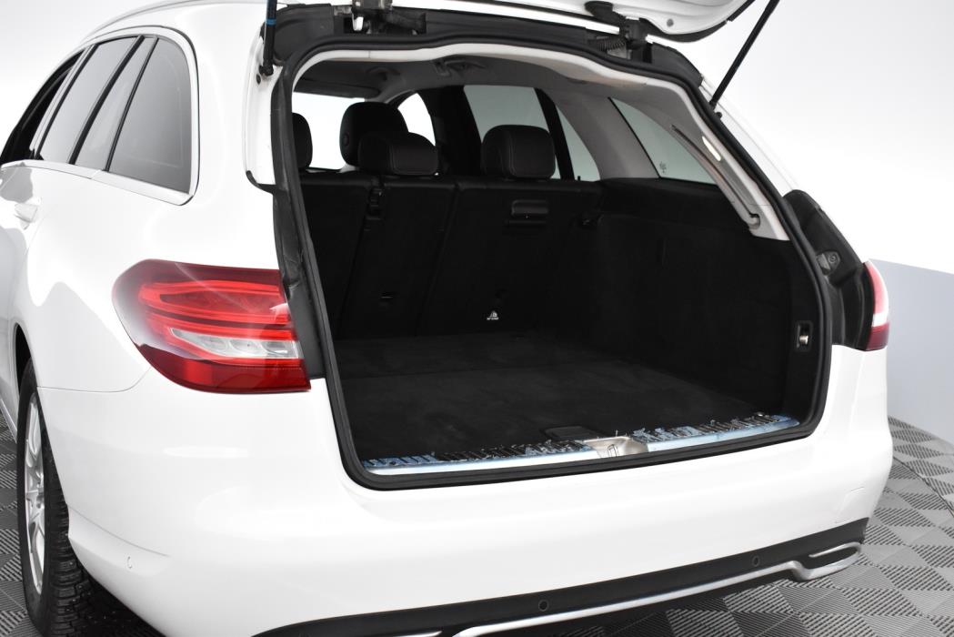 MERCEDES-BENZ C 2015