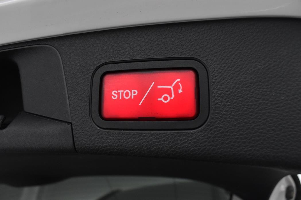 MERCEDES-BENZ C 2015