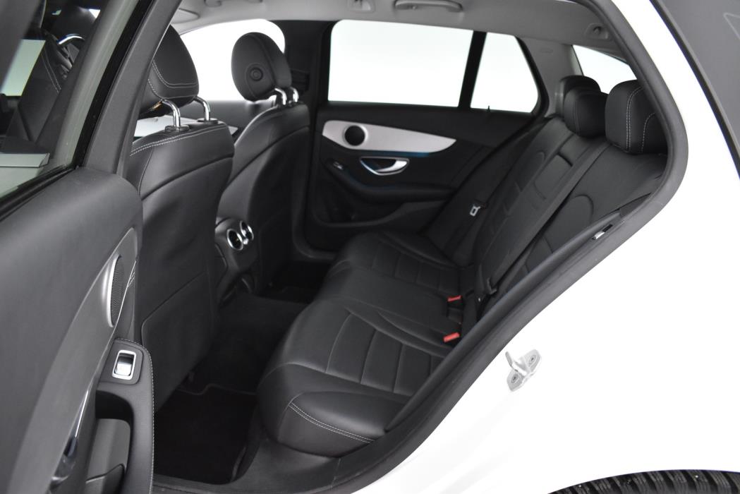 MERCEDES-BENZ C 2015