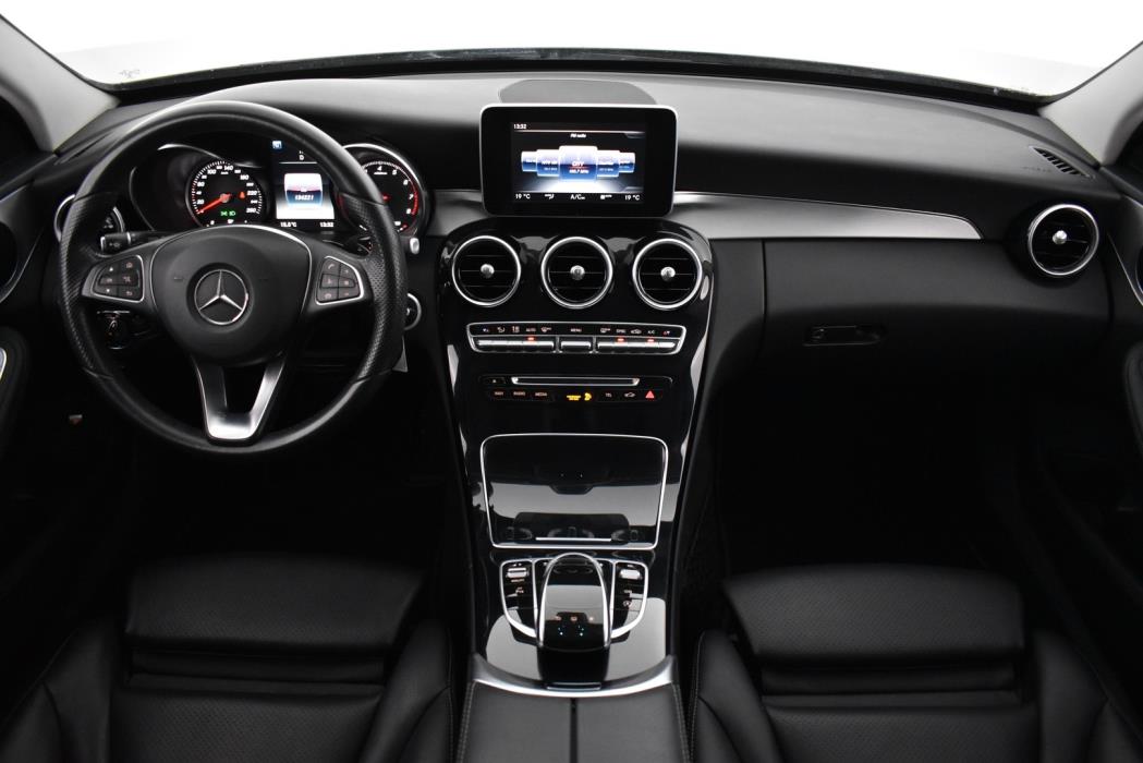MERCEDES-BENZ C 2015