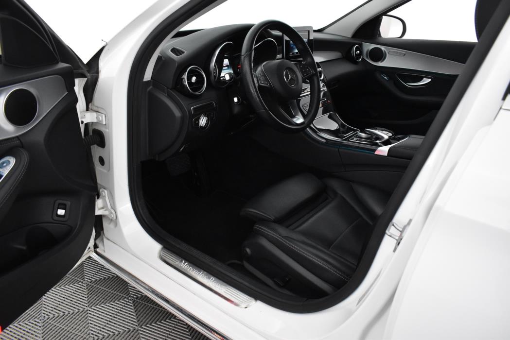 MERCEDES-BENZ C 2015