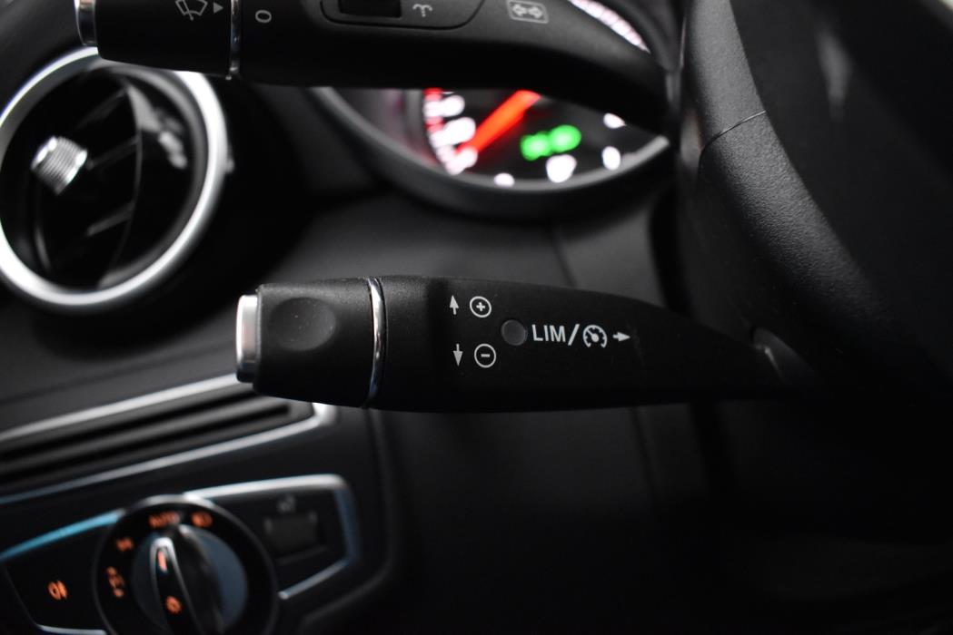 MERCEDES-BENZ C 2015