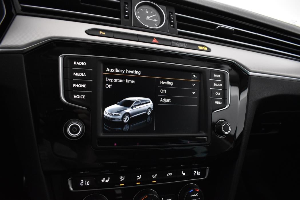 VOLKSWAGEN Passat 2016