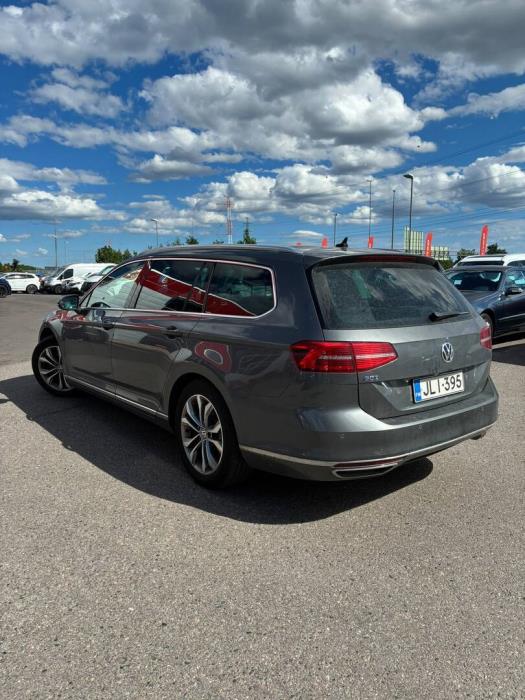 VOLKSWAGEN Passat 2016