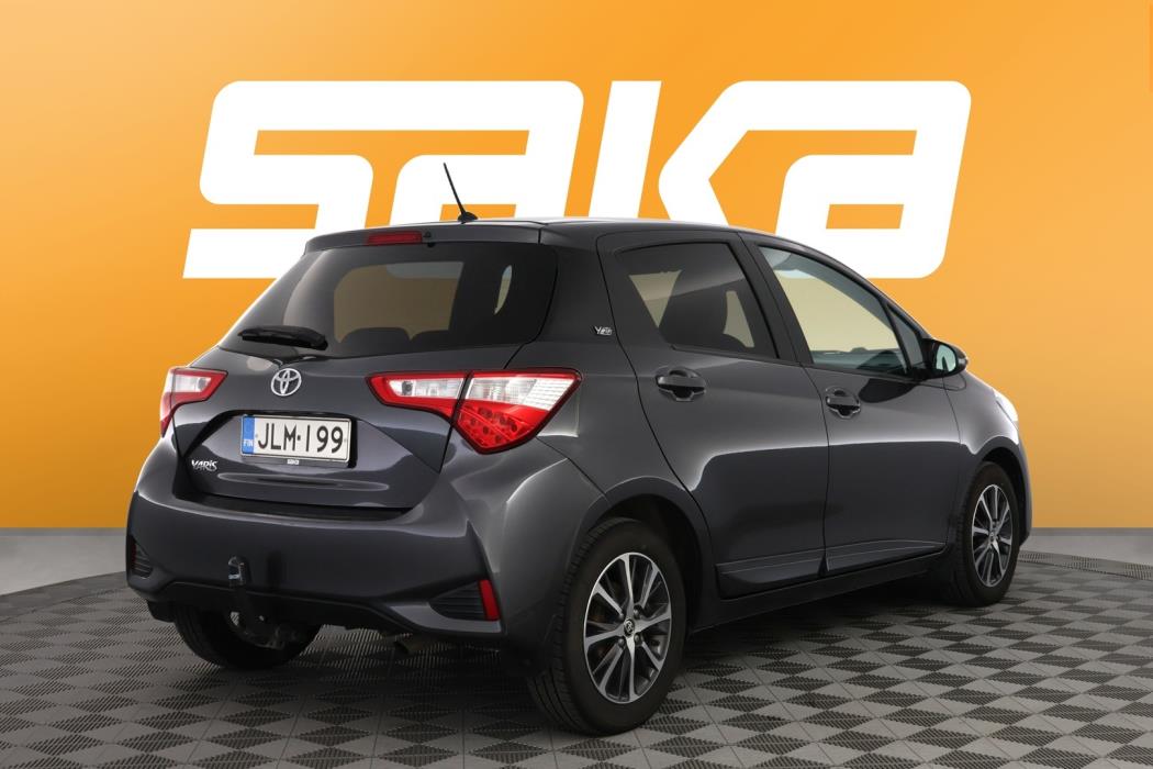 TOYOTA Yaris 2020