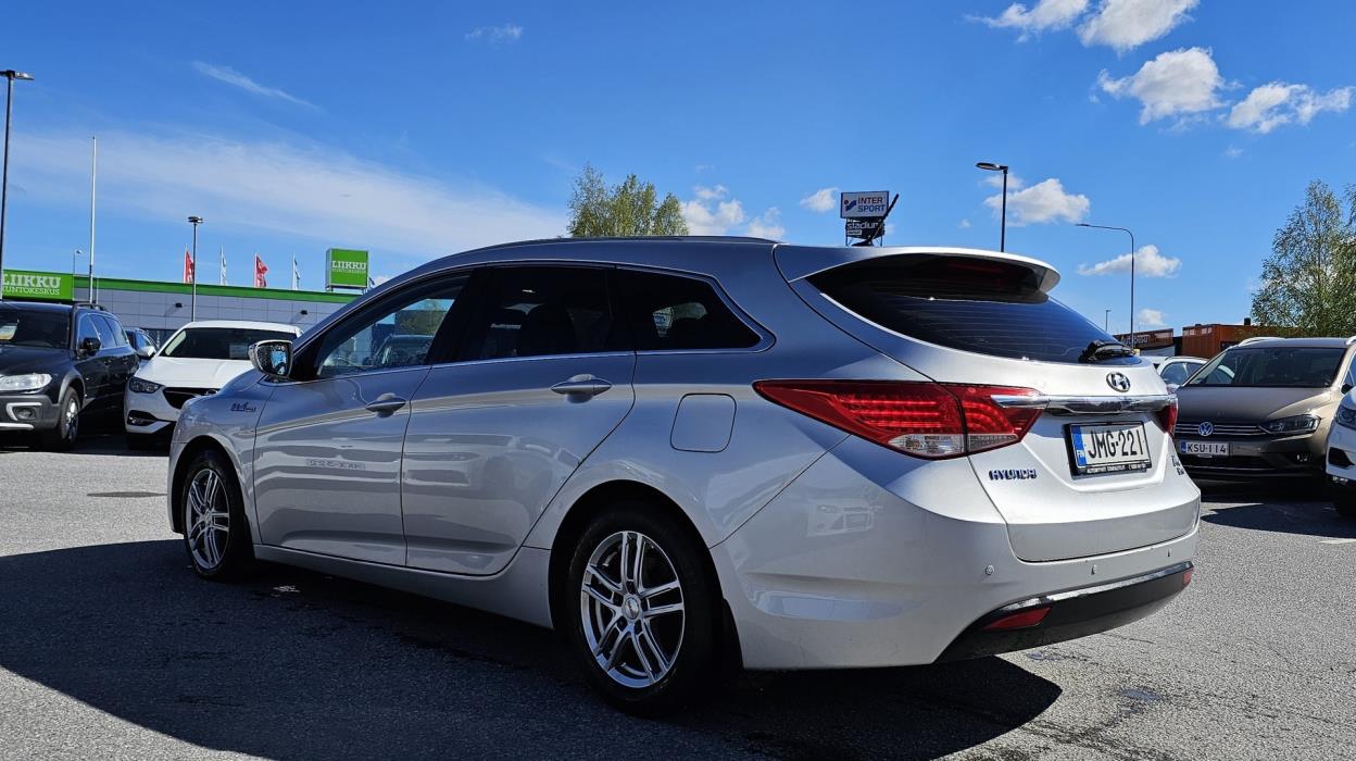 HYUNDAI i40 2013