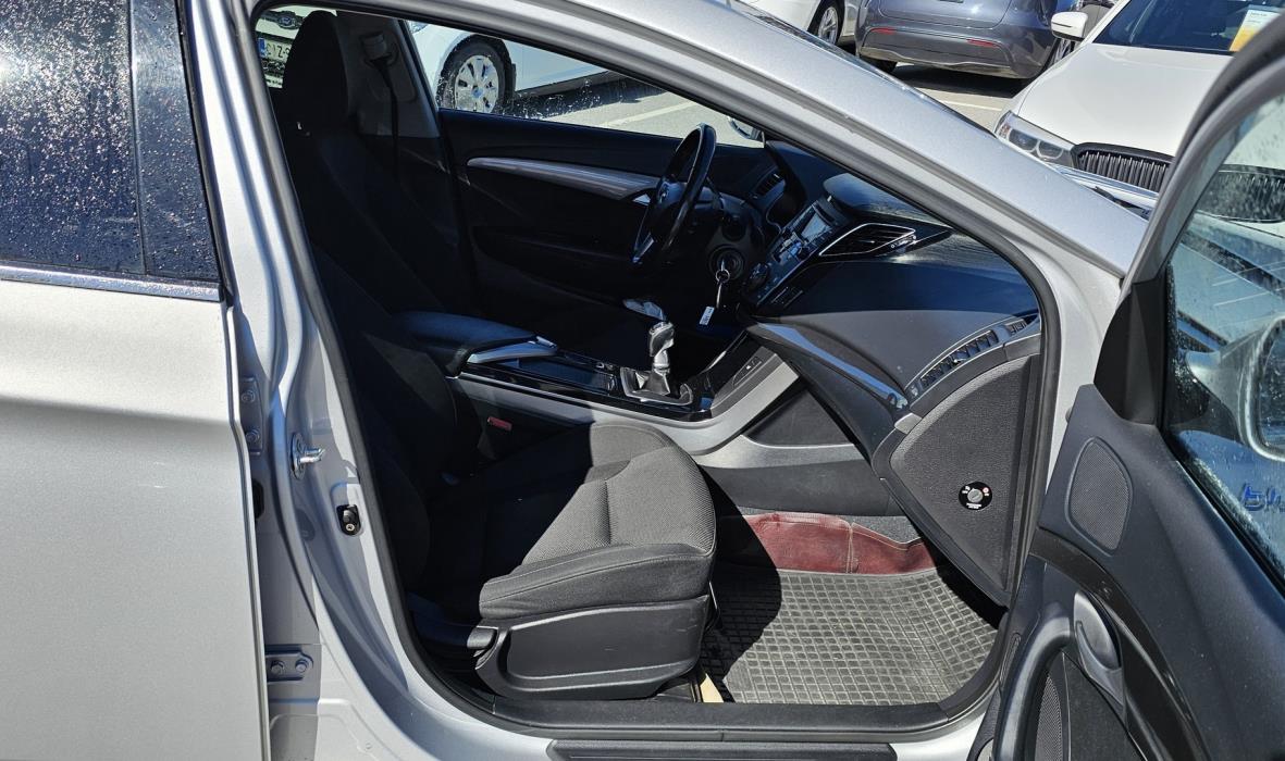 HYUNDAI i40 2013