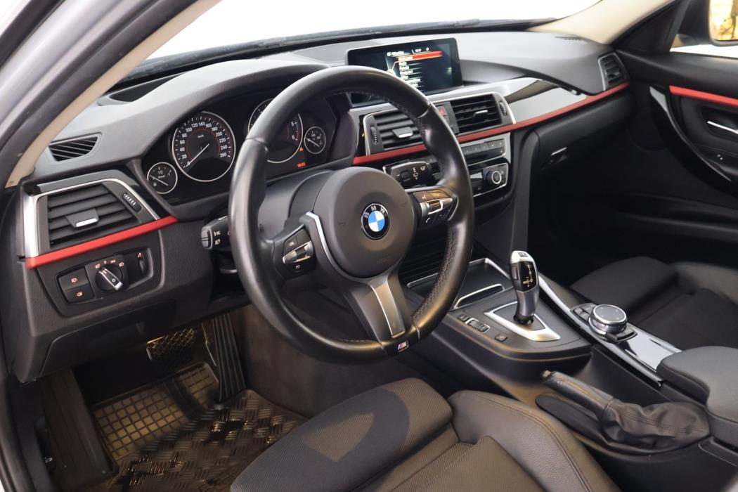 BMW 320 2016