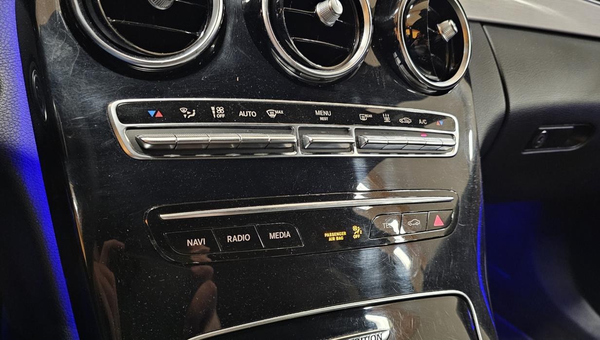 MERCEDES-BENZ C 2021