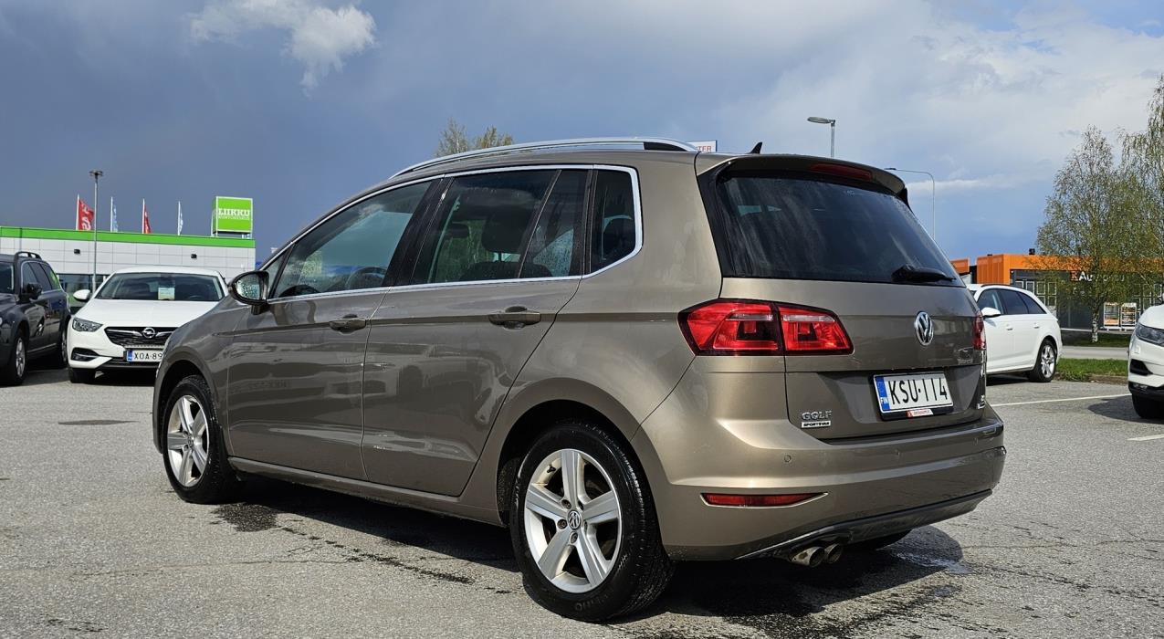 VOLKSWAGEN Golf Sportsvan 2014