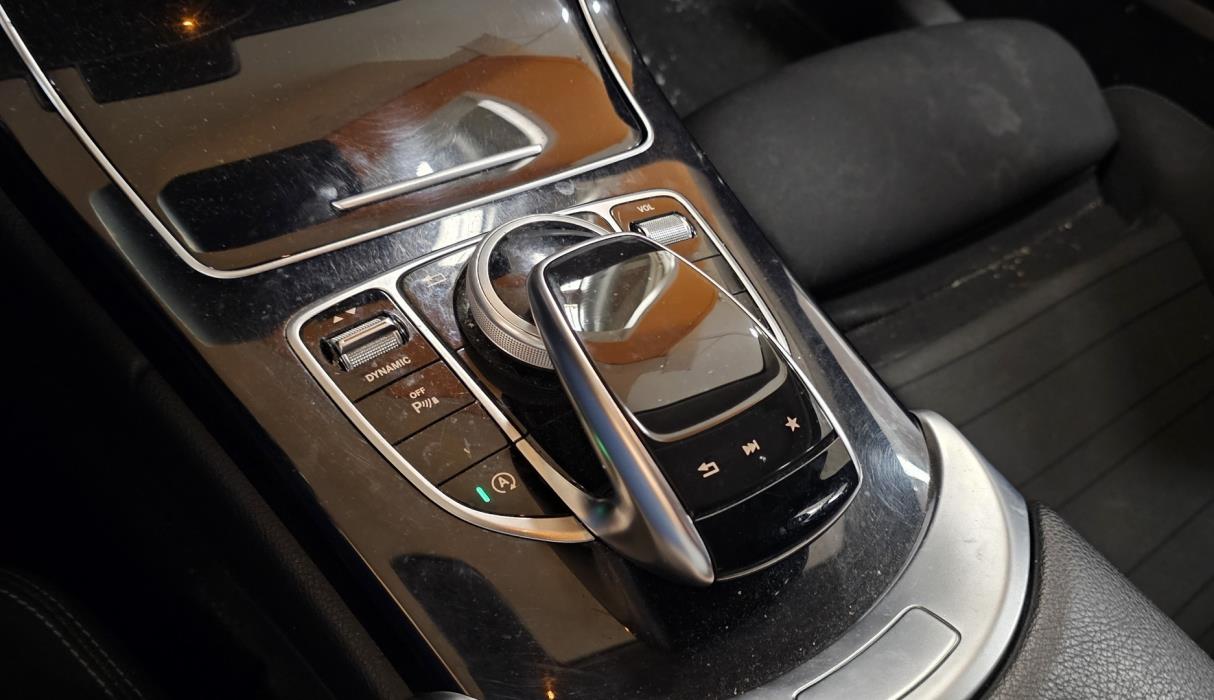 MERCEDES-BENZ C 2018