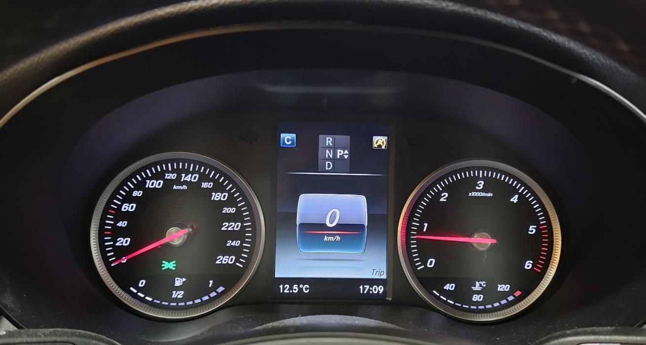 MERCEDES-BENZ C 2018