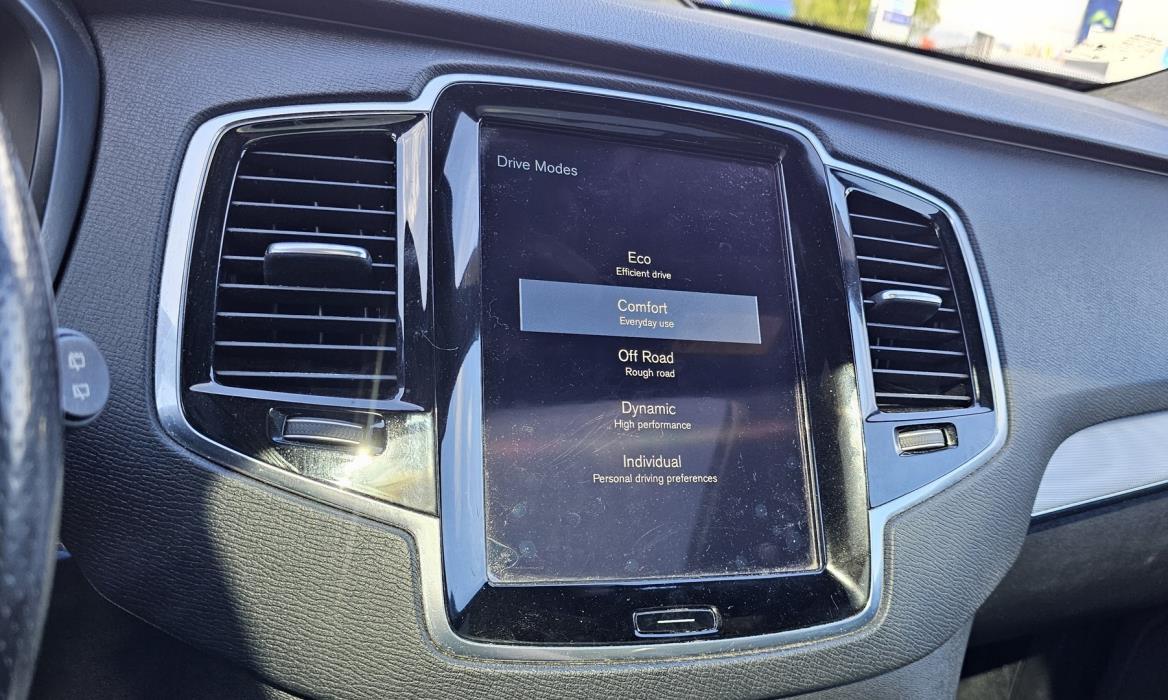 VOLVO XC90 2016