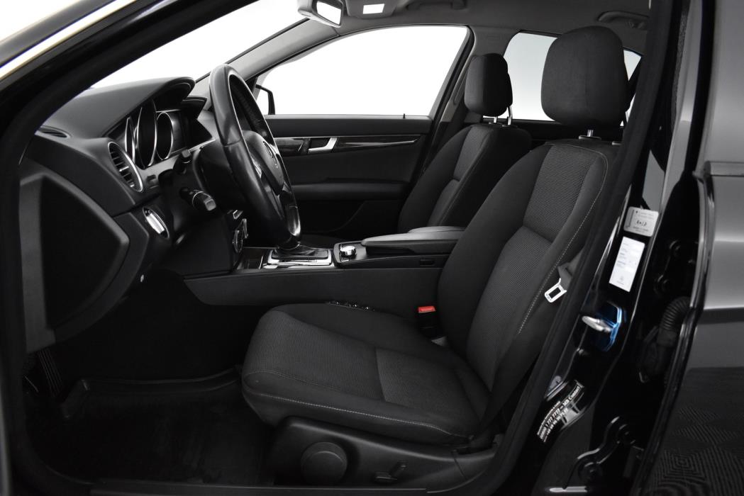 MERCEDES-BENZ C 2012