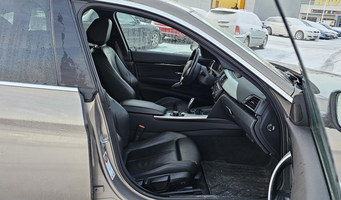 BMW 320 Gran Turismo 2014