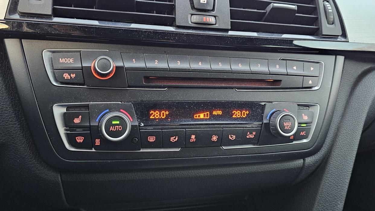 BMW 320 Gran Turismo 2014