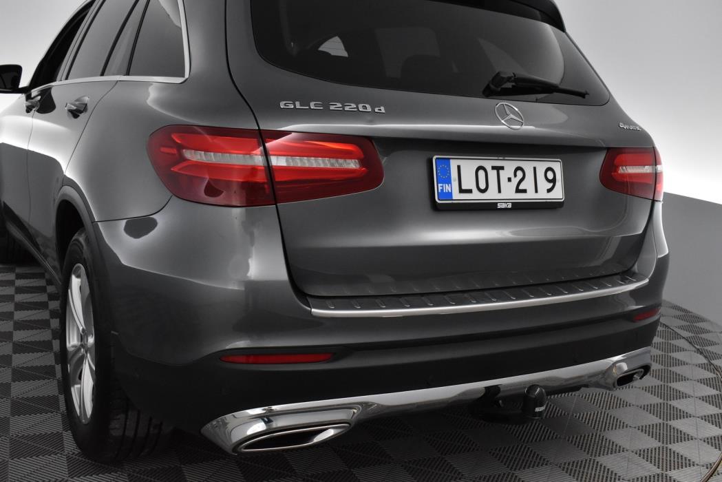 MERCEDES-BENZ GLC 2017