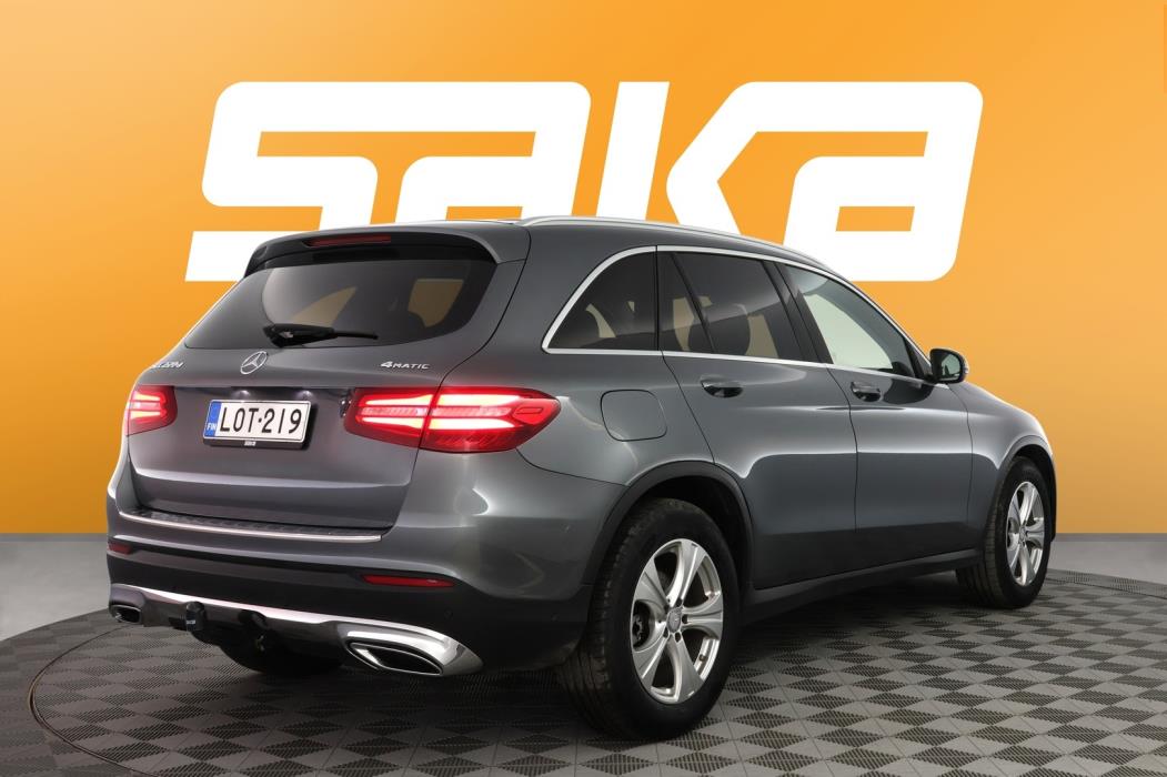 MERCEDES-BENZ GLC 2017