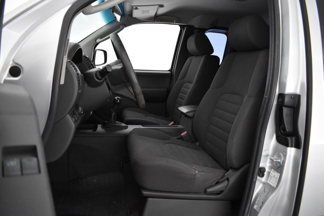 NISSAN Navara 2007
