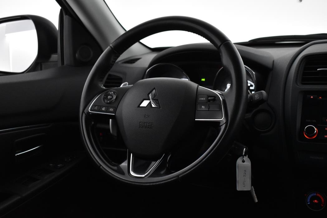 MITSUBISHI ASX 2020