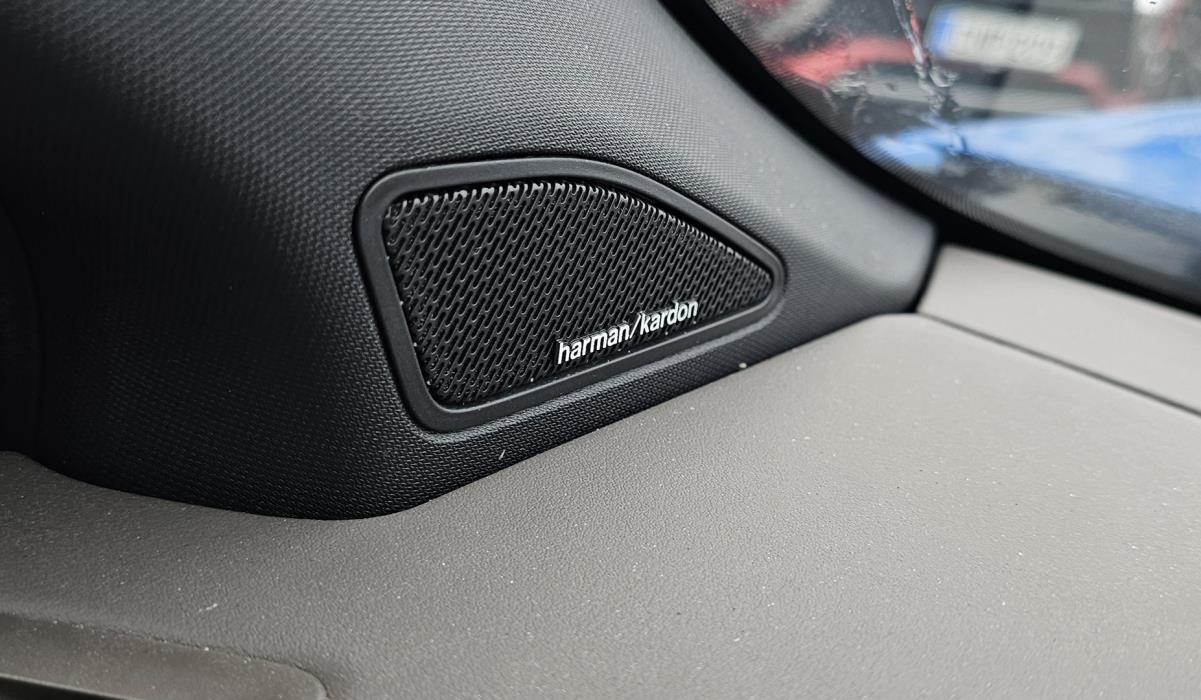 VOLKSWAGEN Amarok 2023