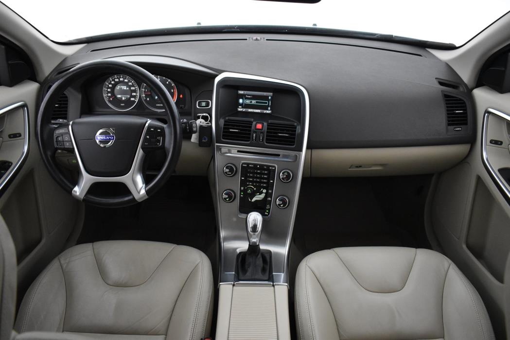 VOLVO XC60 2013