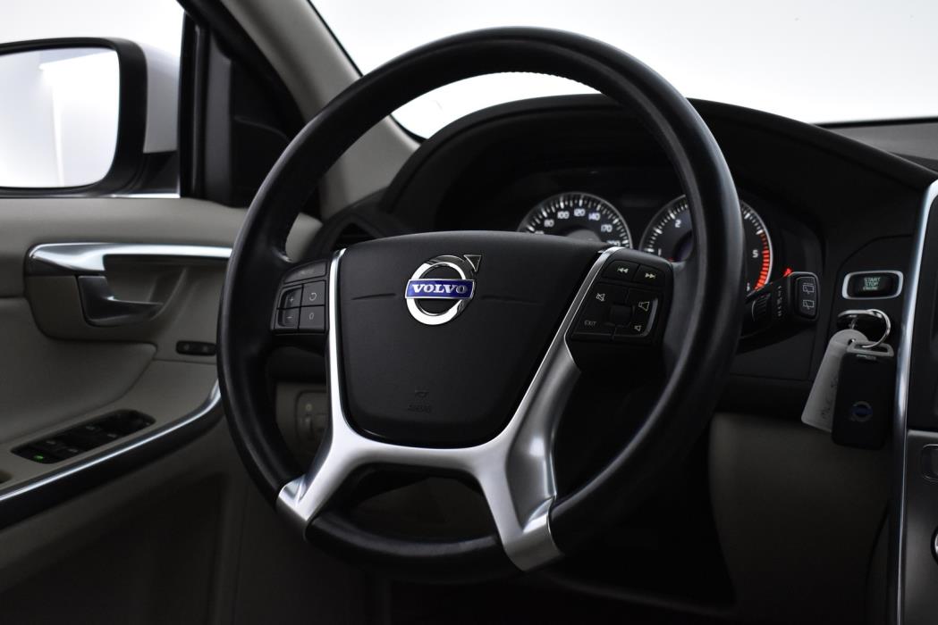 VOLVO XC60 2013