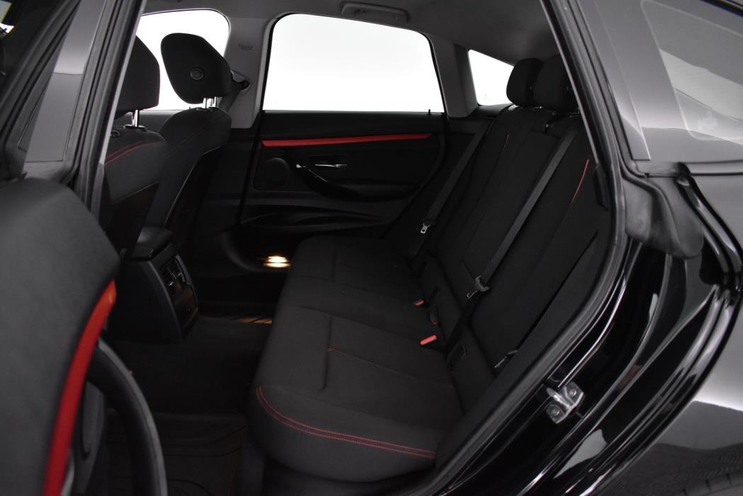 BMW 320 Gran Turismo 2015