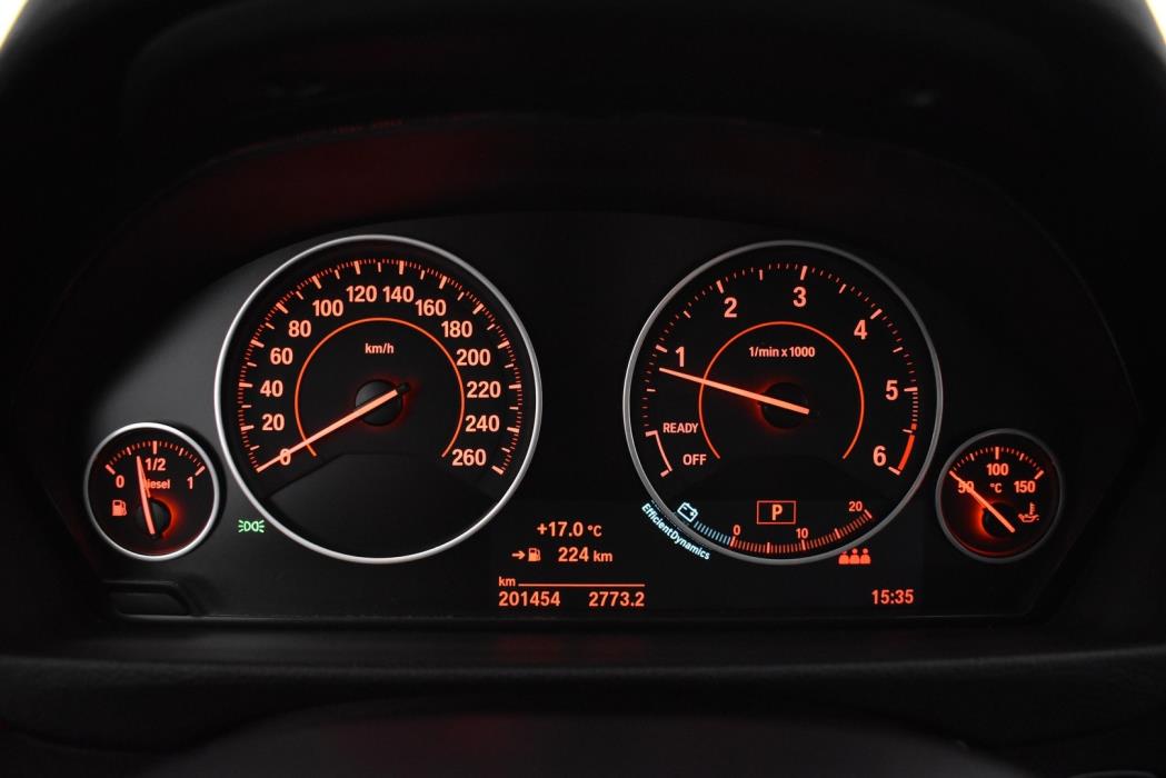 BMW 320 Gran Turismo 2015