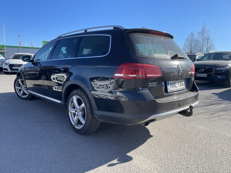 VOLKSWAGEN Passat 2014