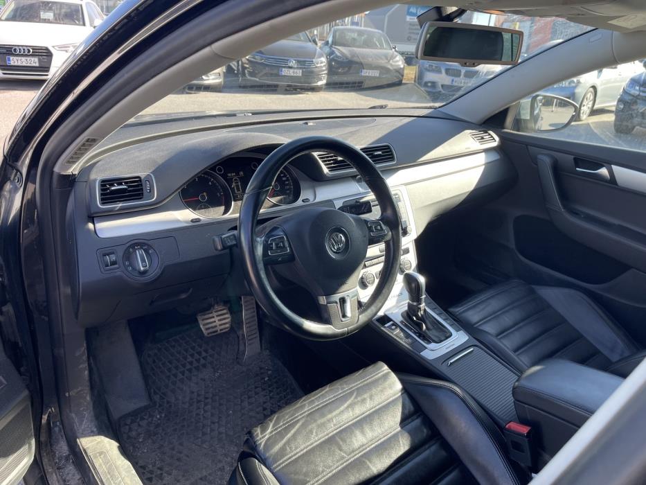 VOLKSWAGEN Passat 2014