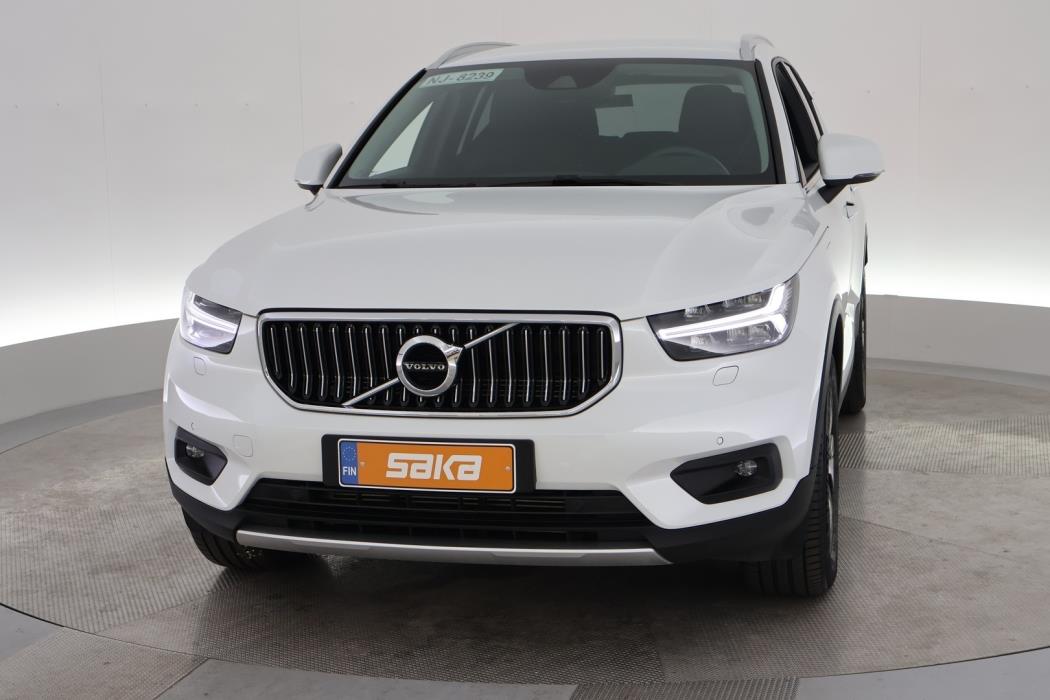 VOLVO XC40 2021