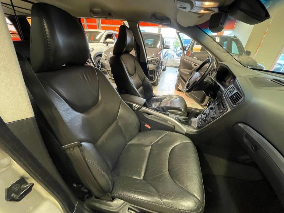 VOLVO XC70 2006