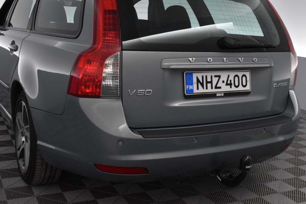 VOLVO V50 2012