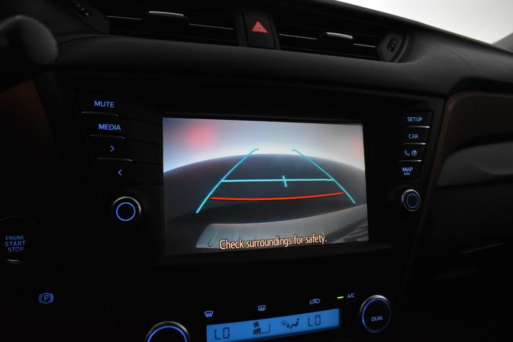 TOYOTA Avensis 2016