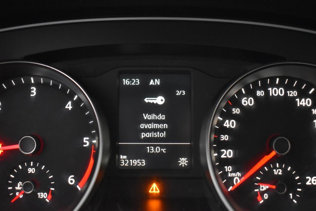 VOLKSWAGEN Passat 2016