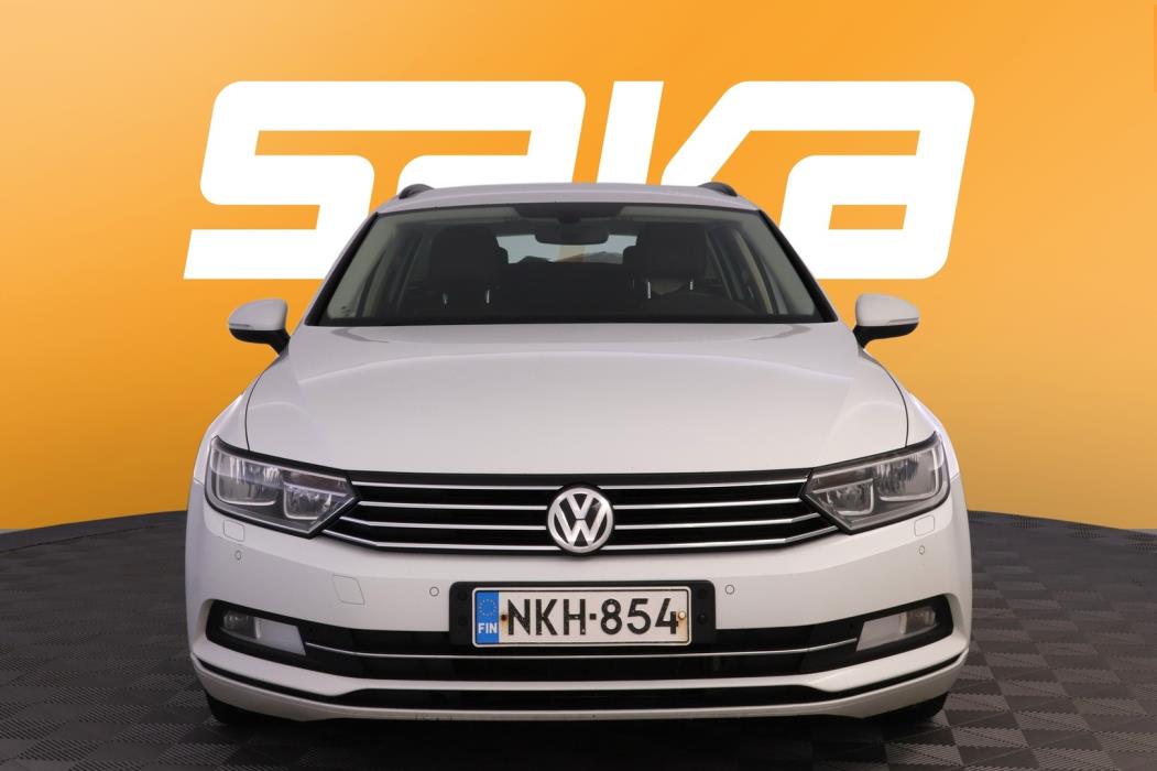 VOLKSWAGEN Passat 2016