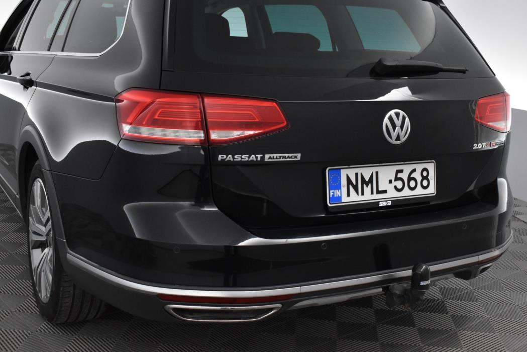VOLKSWAGEN Passat 2017