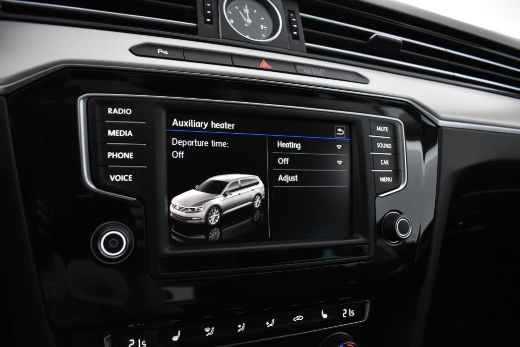 VOLKSWAGEN Passat 2017